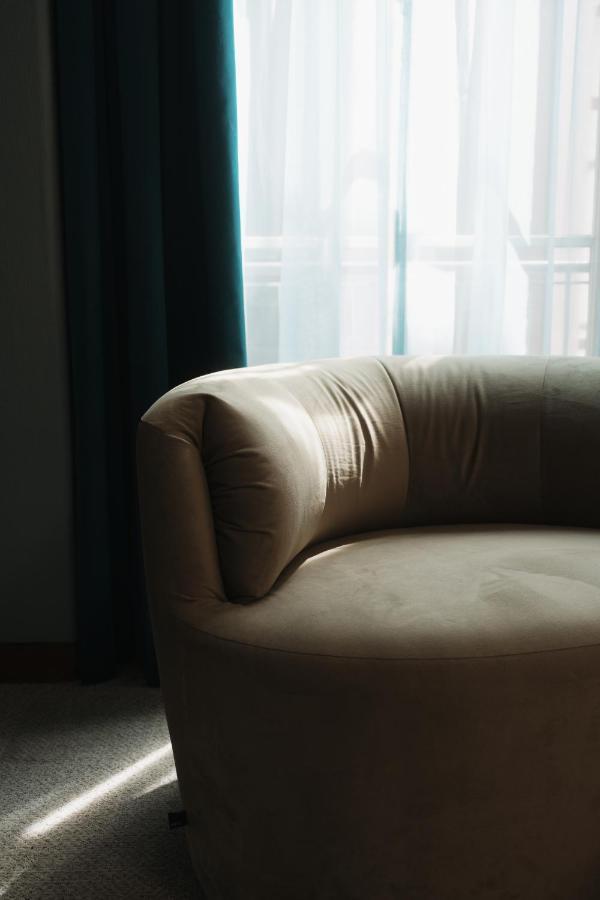 Hotel Staatsman ซโวลเลอ ภายนอก รูปภาพ