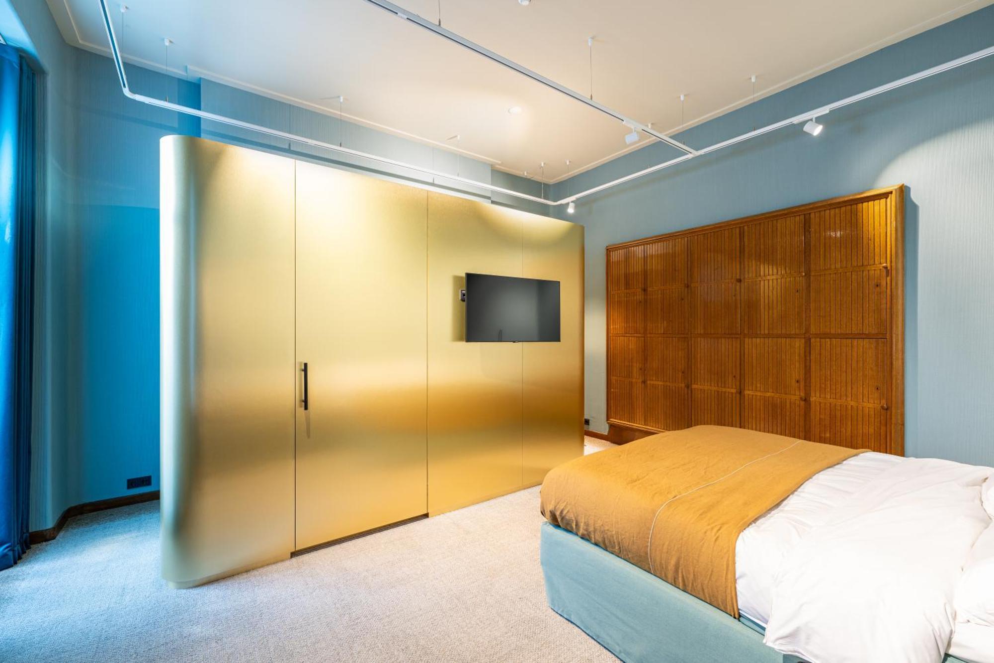 Hotel Staatsman ซโวลเลอ ภายนอก รูปภาพ